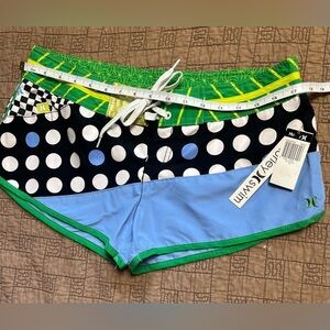 Hurley Penelope Board Shorts Color block Summer Beach Activewear 
Size 7